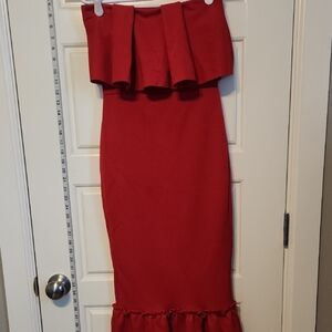 Elegant Red Strapless Dress
